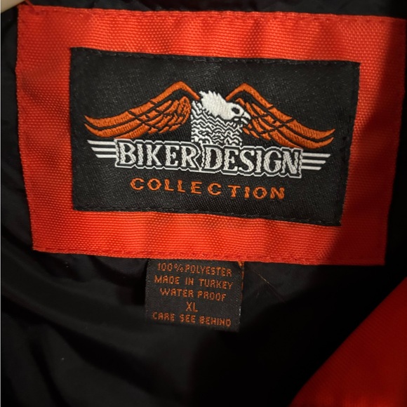 Biker Design Riding Jacket - Picture 3 of 7